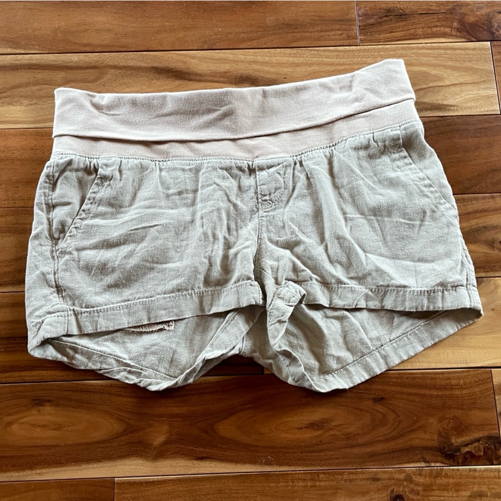 Maternity XS Foldover Waist Shorts